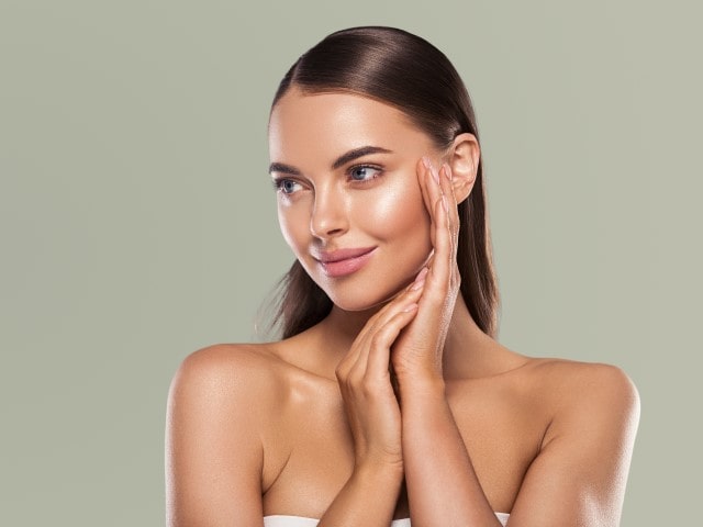 What Are the Benefits of RF Microneedling?
